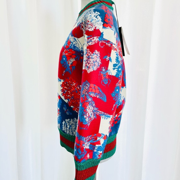 New authentic Gucci sweater with tag. Size 2-4, can be 6. Loose style. - Picture 2 of 8